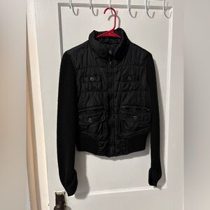 Miss Lili’s Woman’s Y2K Black Quilted Jacket with Knit Sleeves Size Medium